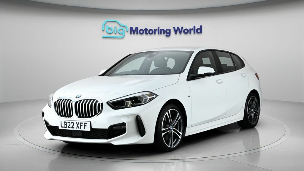 BMW 1 Series M Sport LB22XFF White #3