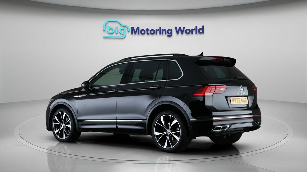 Volkswagen Tiguan R-line Black #5