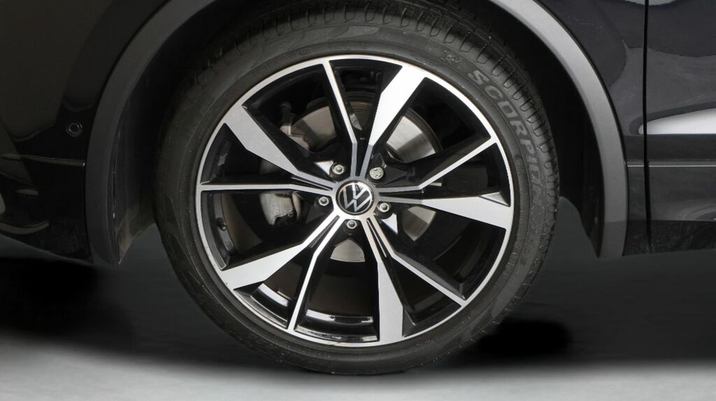 Volkswagen Tiguan 1.5 Tsi Life Black #18