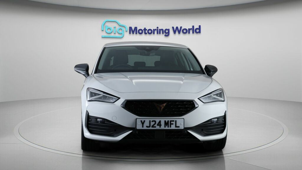 Cupra Leon V1 White #2
