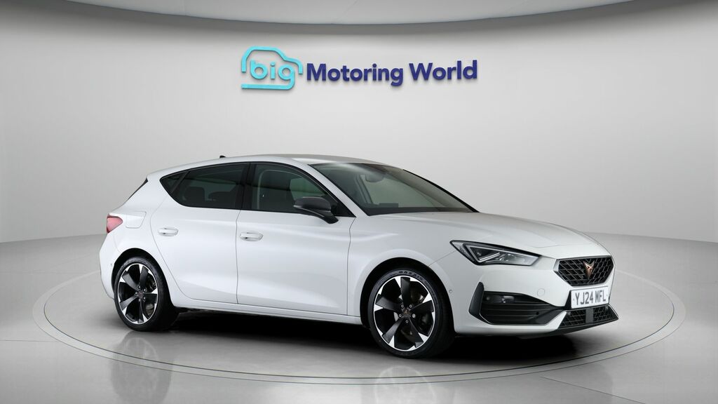 Cupra Leon V1 White