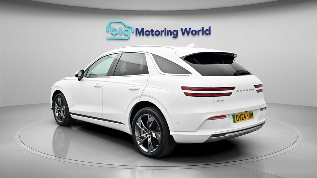 Genesis GV70 Sport White #5