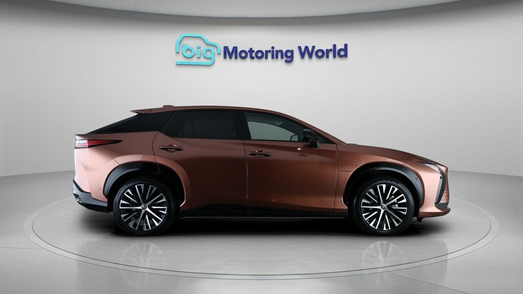Lexus RZ 450E 230Kw Direct4 Takumi 71 Kwh Grey #8