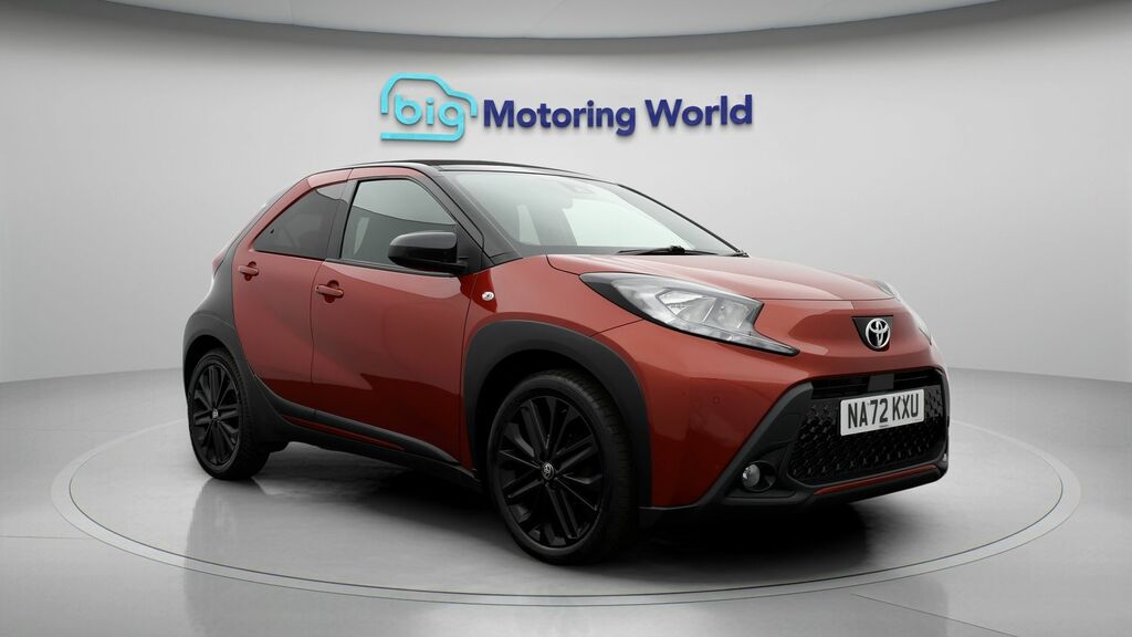 Toyota Aygo X Air Edition Red