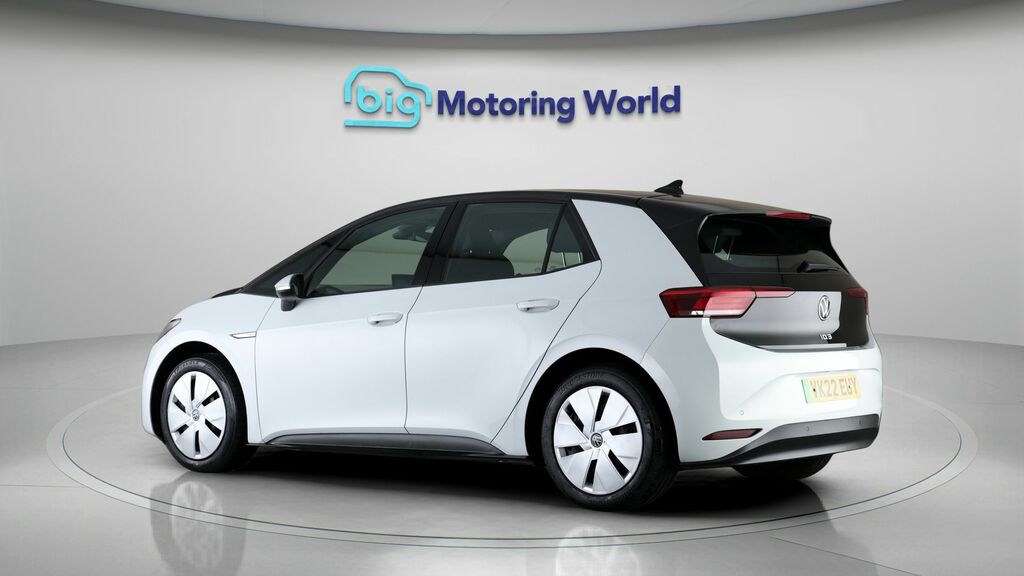Volkswagen ID.3 Life White #5