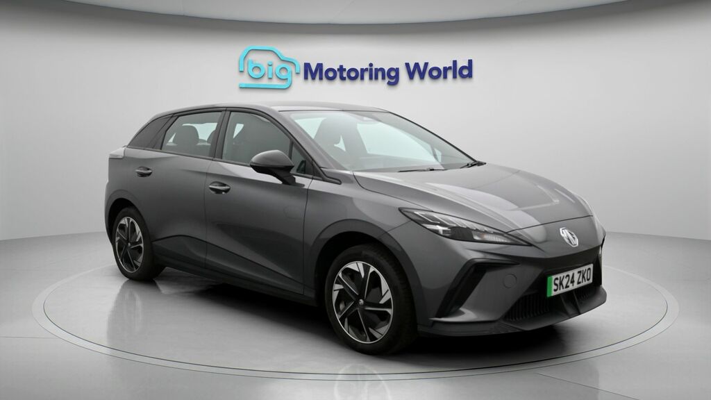 MG MG4 Se Grey