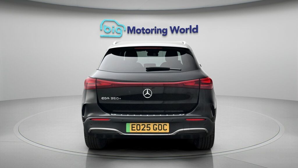 Mercedes-Benz EQA Amg Line Black #6