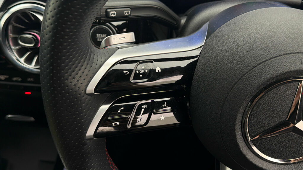 Mercedes-Benz EQA Mercedes 250 Amg Line Exec 140Kw 70.5Kwh Black #22