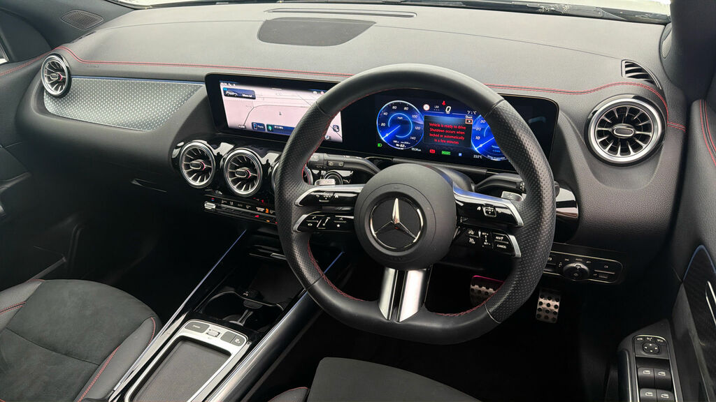 Mercedes-Benz EQA Mercedes 250 Amg Line Exec 140Kw 70.5Kwh Black #9