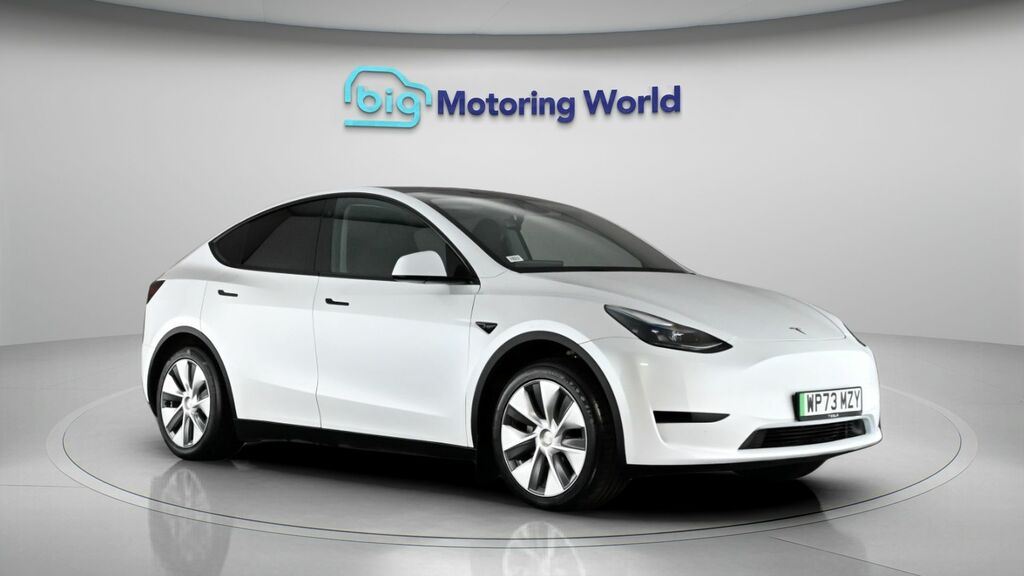 Tesla Model Y Y Model Y Rwd White