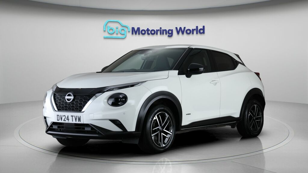 Nissan Juke N-connecta White #3