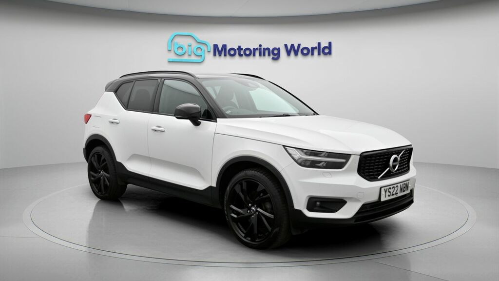 Volvo XC40 R-design Pro White