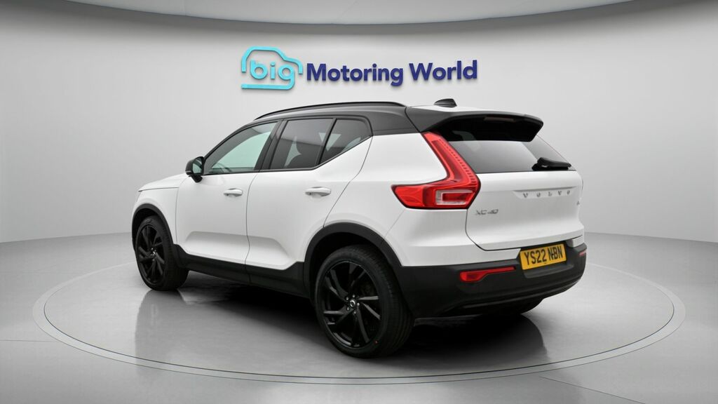 Volvo XC40 R-design Pro White #5