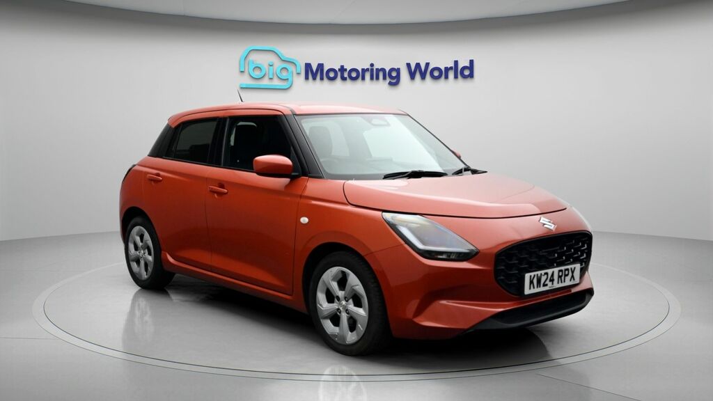 Suzuki Swift Motion Orange