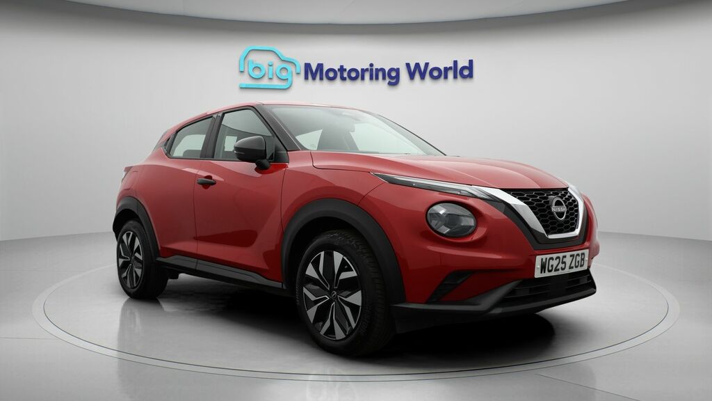 Nissan Juke Acenta Premium Red
