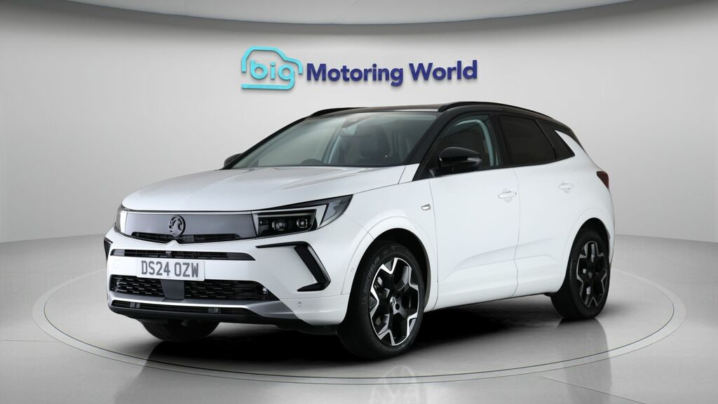 Vauxhall Grandland Ultimate White #3