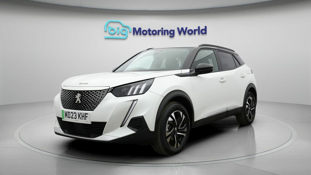 Peugeot e-2008 Gt White #3