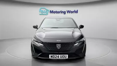 Peugeot 308 1.6 12.4Kwh Allure Premium Hatchback Pl #2