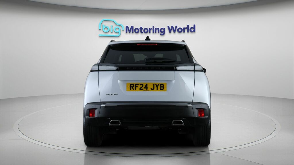 Peugeot 2008 Allure White #6