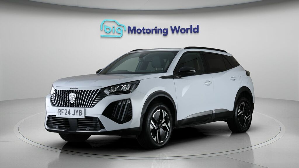 Peugeot 2008 Allure White #3