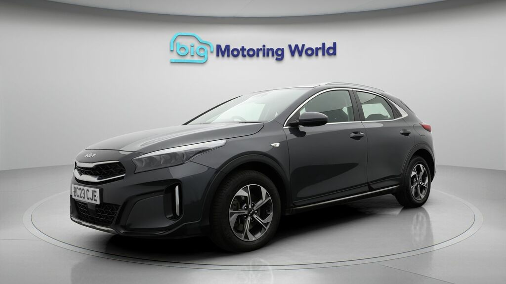 Kia Xceed 2 Grey #3