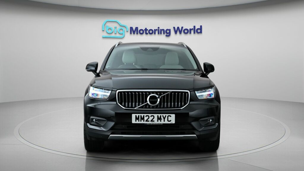 Volvo XC40 Ultimate Bright Black #2
