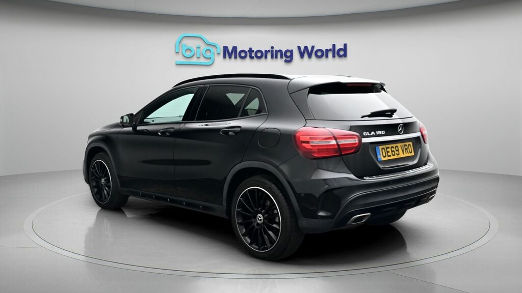Mercedes-Benz GLA Class Amg Line Edition Black #5