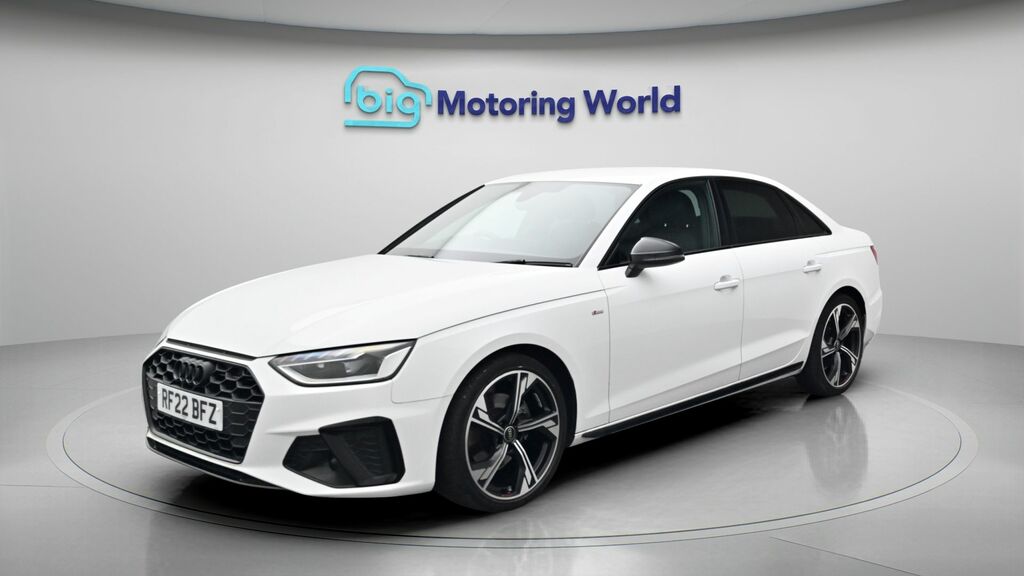 Audi A4 Black Edition White #3