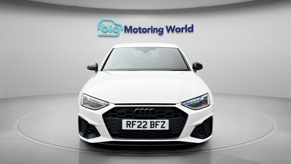 Audi A4 Black Edition White #2