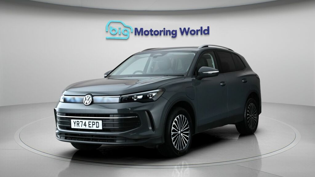 Volkswagen Tiguan Match YR74EPD Grey #3