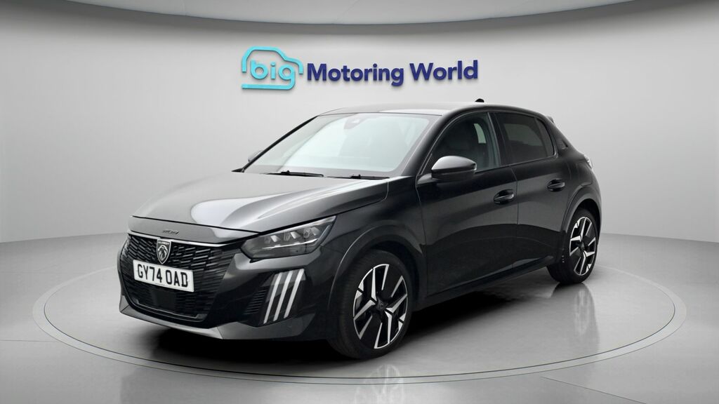 Peugeot 208 Gt Black #3