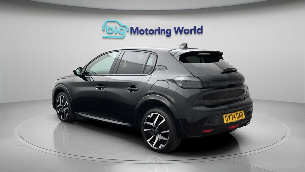 Peugeot 208 Gt Black #5