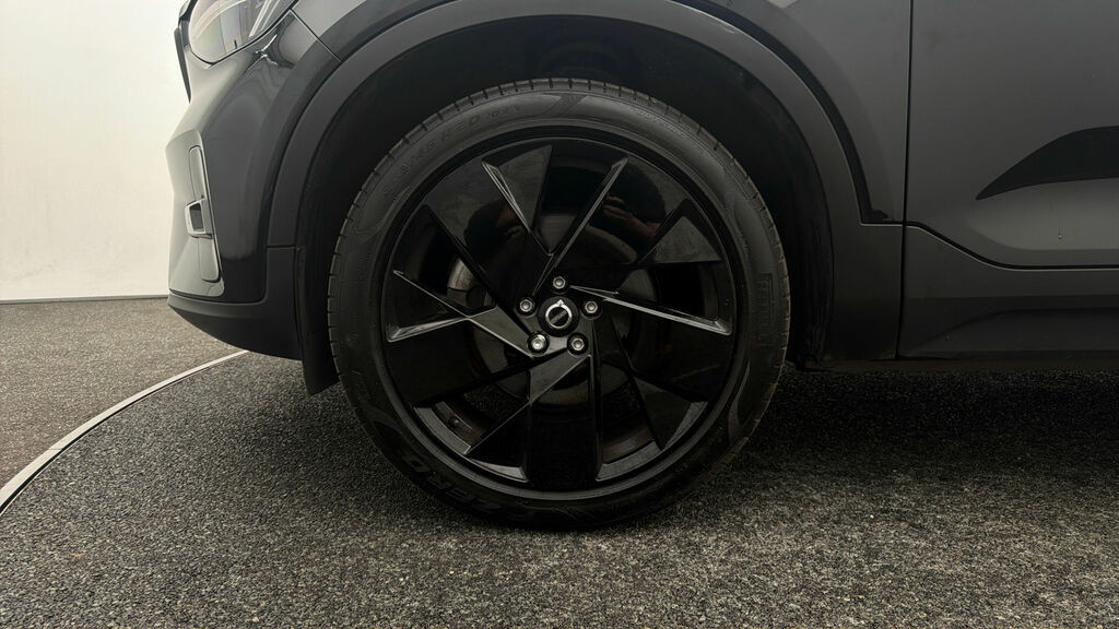 Volvo XC40 Black Edition Ultra, B4 Mild Hybrid, Grey #17
