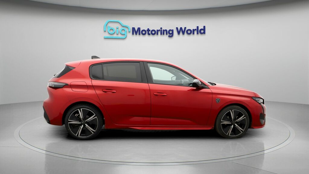 Peugeot 308 1.2 Puretech 130 Allure Premium Eat8 Green #8