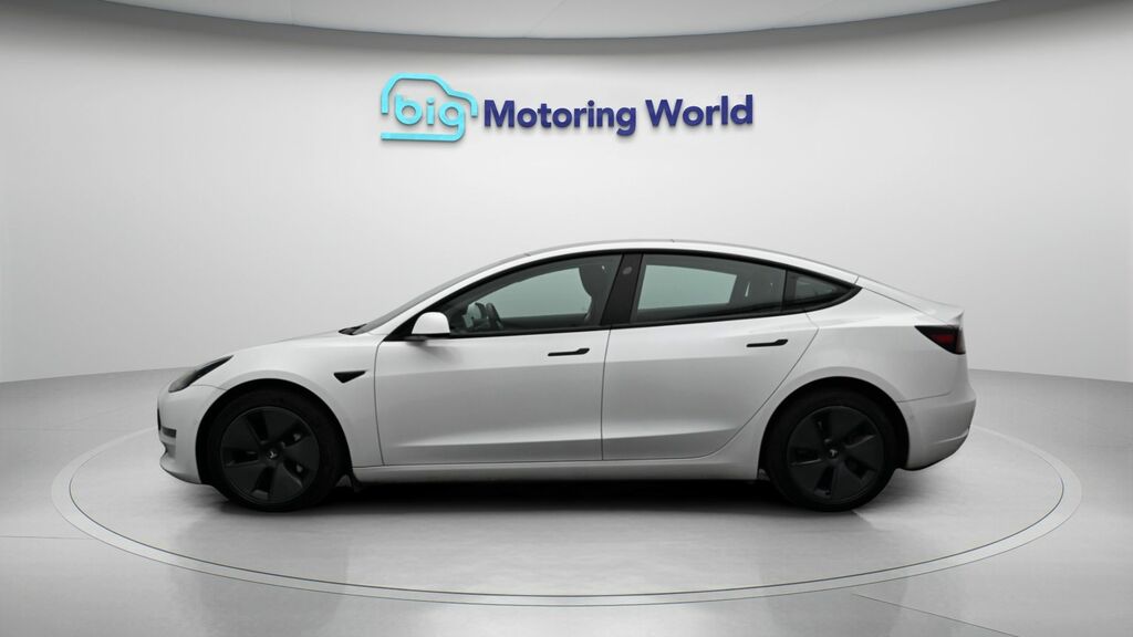 Tesla Model 3 Long Range YL21CJJ White #4