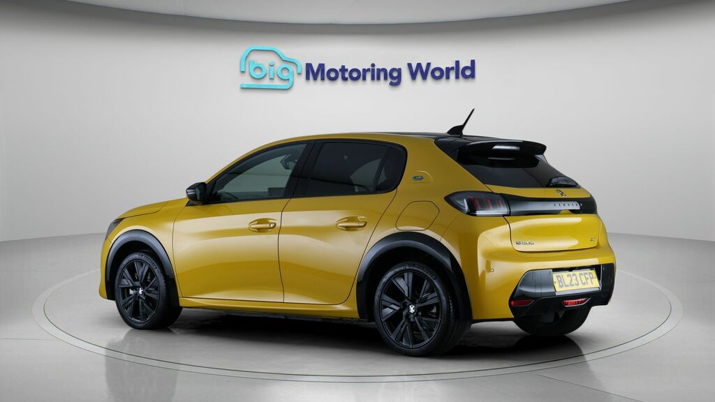 Peugeot e-208 Gt Yellow #5