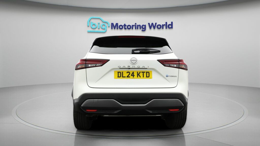 Nissan Qashqai N-connecta DL24KTD White #6