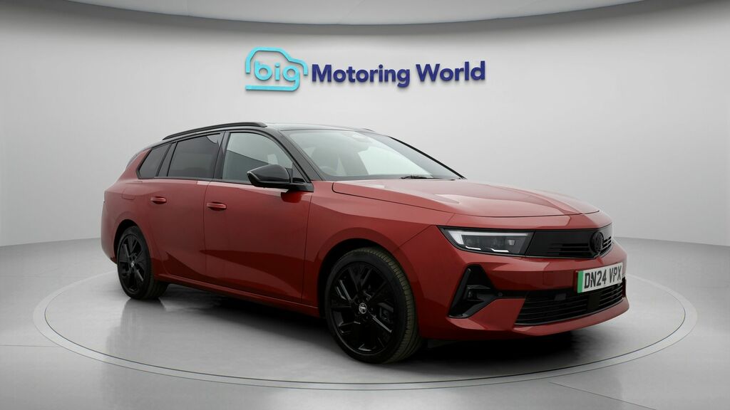 Vauxhall Astra Ultimate Red
