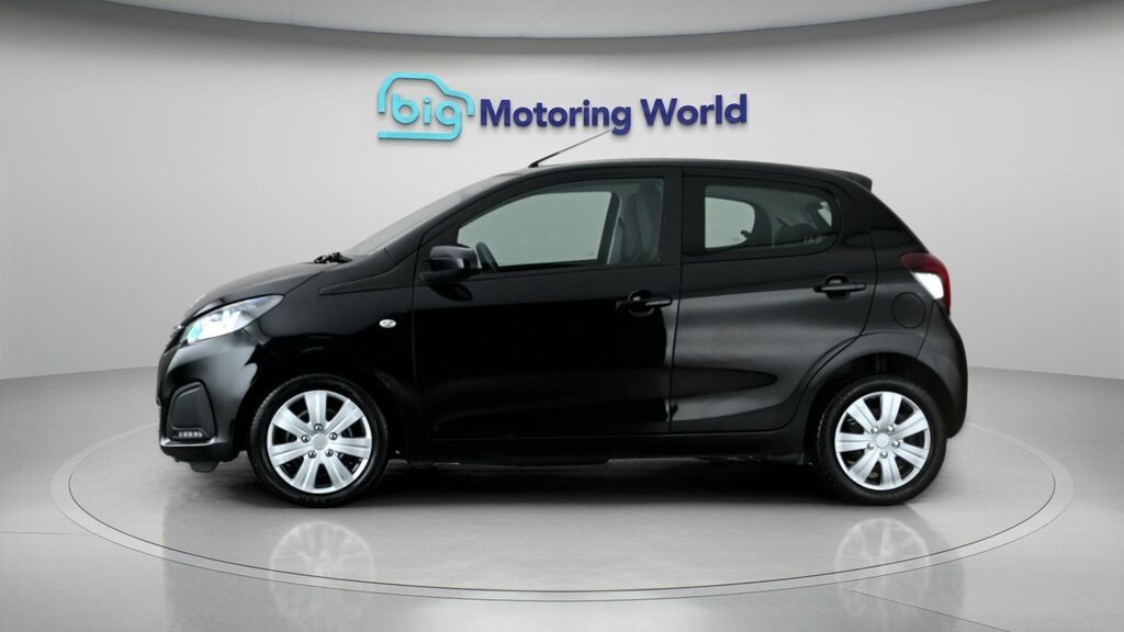 Peugeot 108 Active Black #4