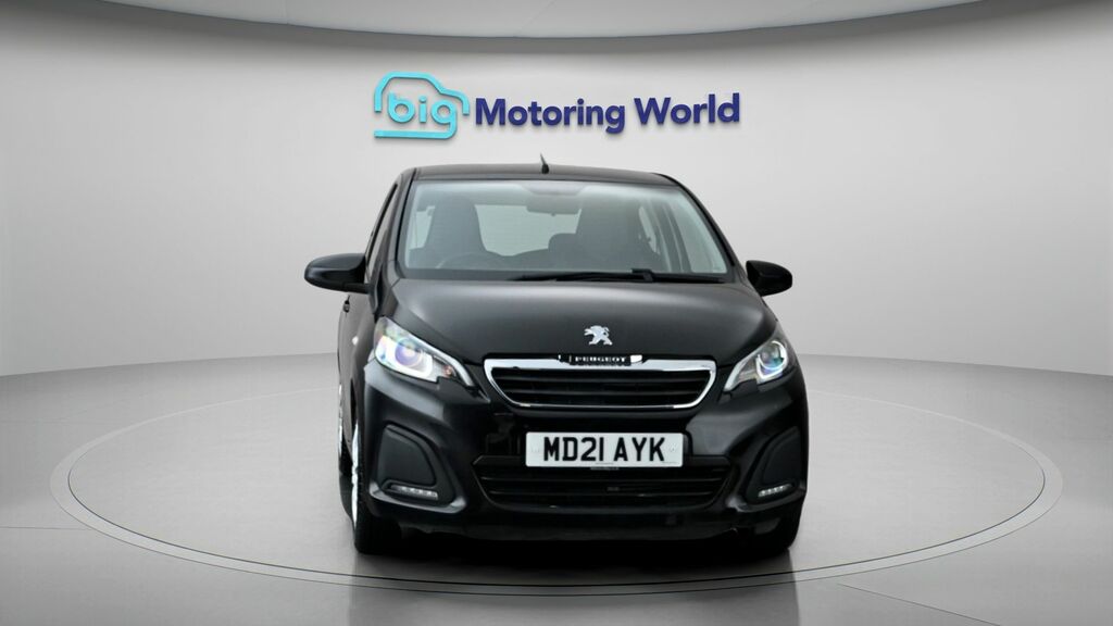 Peugeot 108 Active Black #2