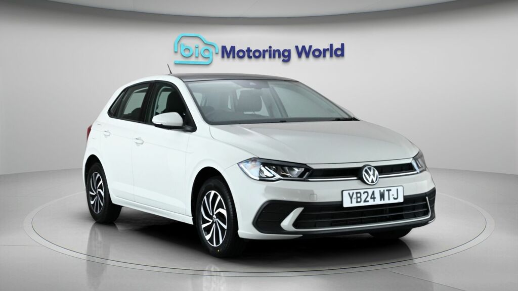 Volkswagen Polo Life Grey