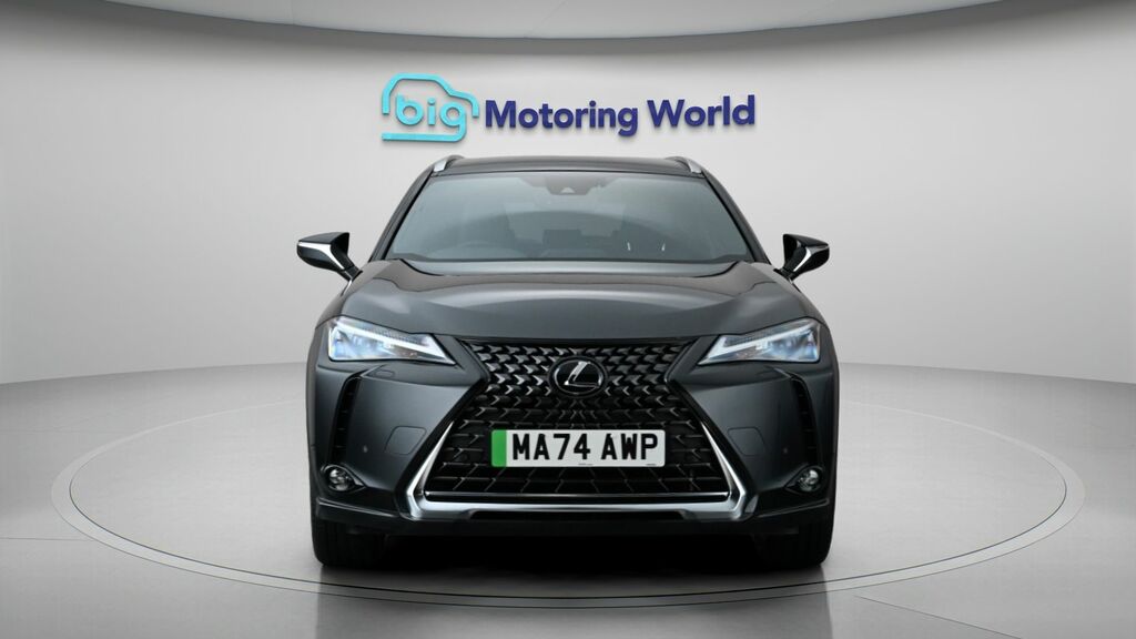Lexus UX Premium Plus Black #2