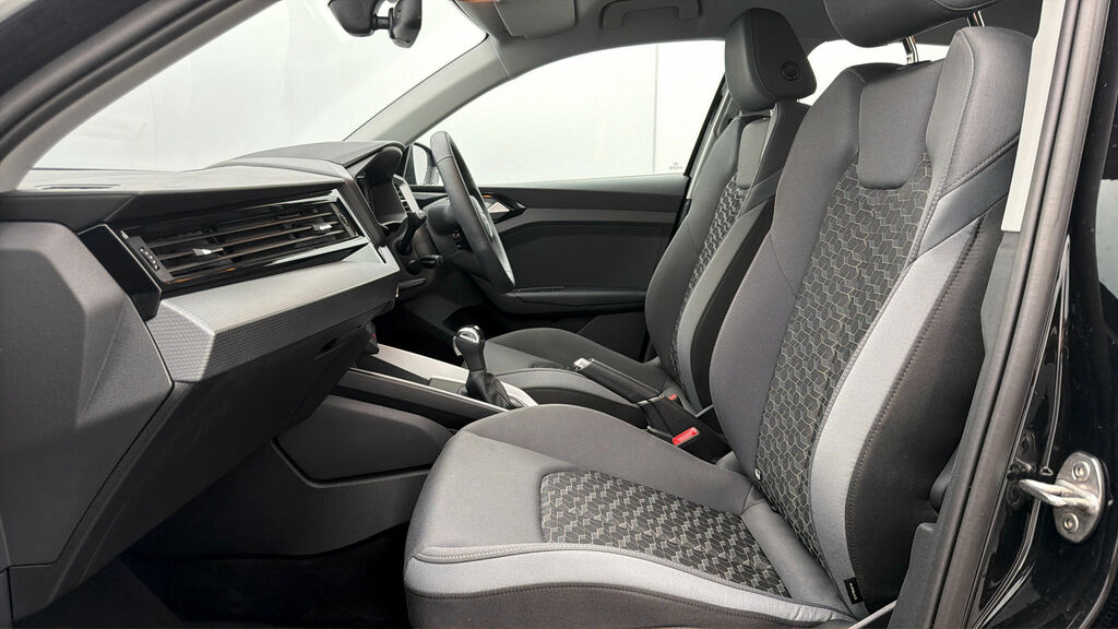 Audi A1 1.0 Tfsi 30 Sport Sportback S Tronic Eu White #13