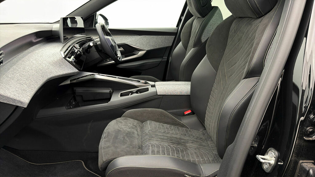 Peugeot 5008 1.2 Hybrid 145 Allure E-dsc6 Grey #13