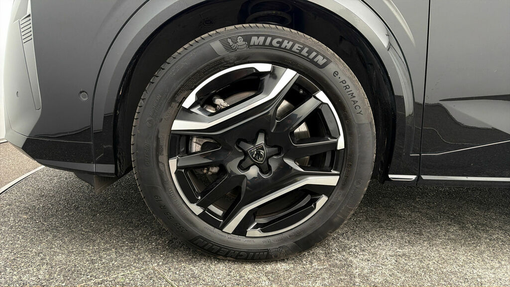 Peugeot 5008 1.2 Hybrid 145 Allure E-dsc6 Grey #17
