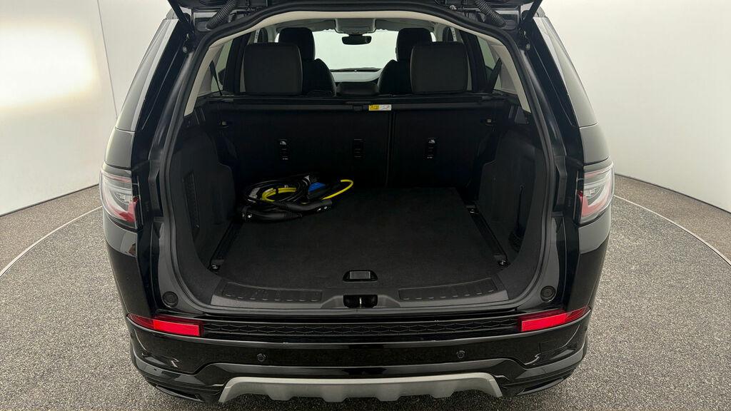 Land Rover Discovery Sport Hybrid Red #16