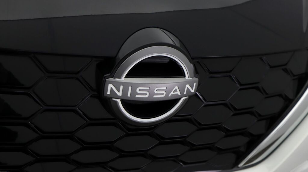 Nissan Juke Nissan Hatchback 1.6 Hybrid N-connecta Black #20