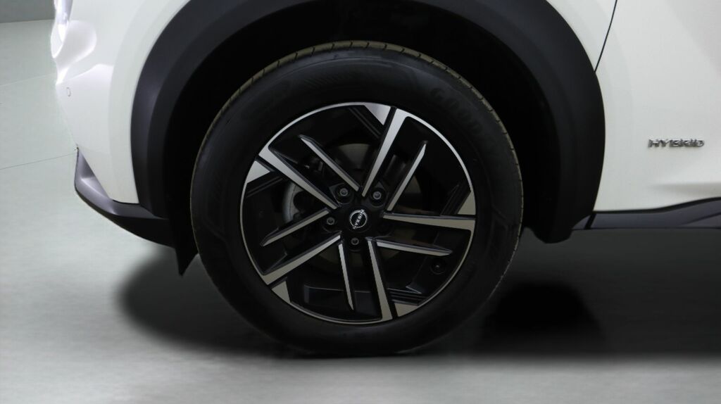 Nissan Juke Nissan Hatchback 1.6 Hybrid N-connecta Black #18