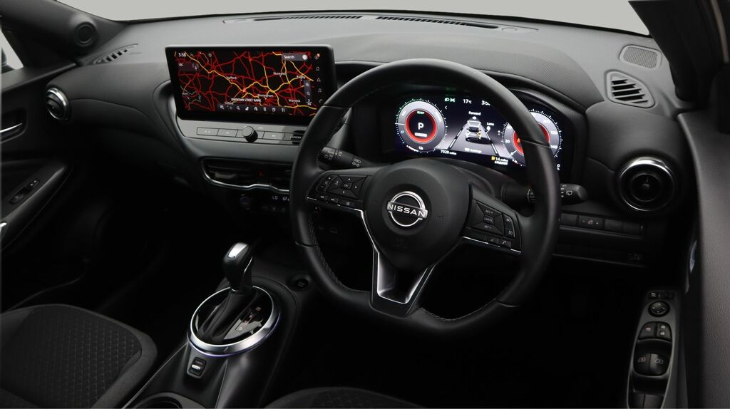 Nissan Juke Nissan Hatchback 1.6 Hybrid N-connecta Black #9