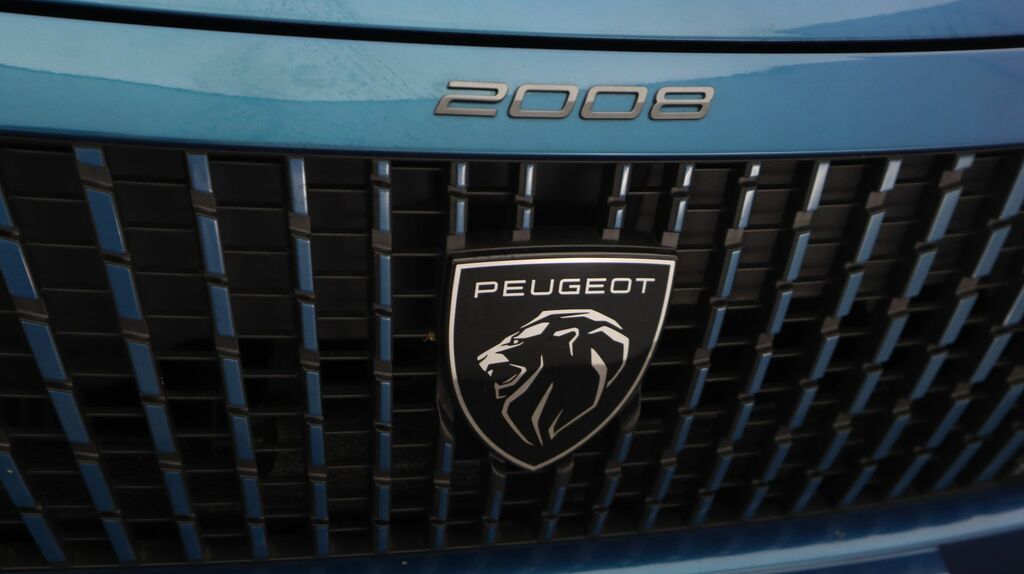 Peugeot 2008 Peugeot 2008 Allure Black #25